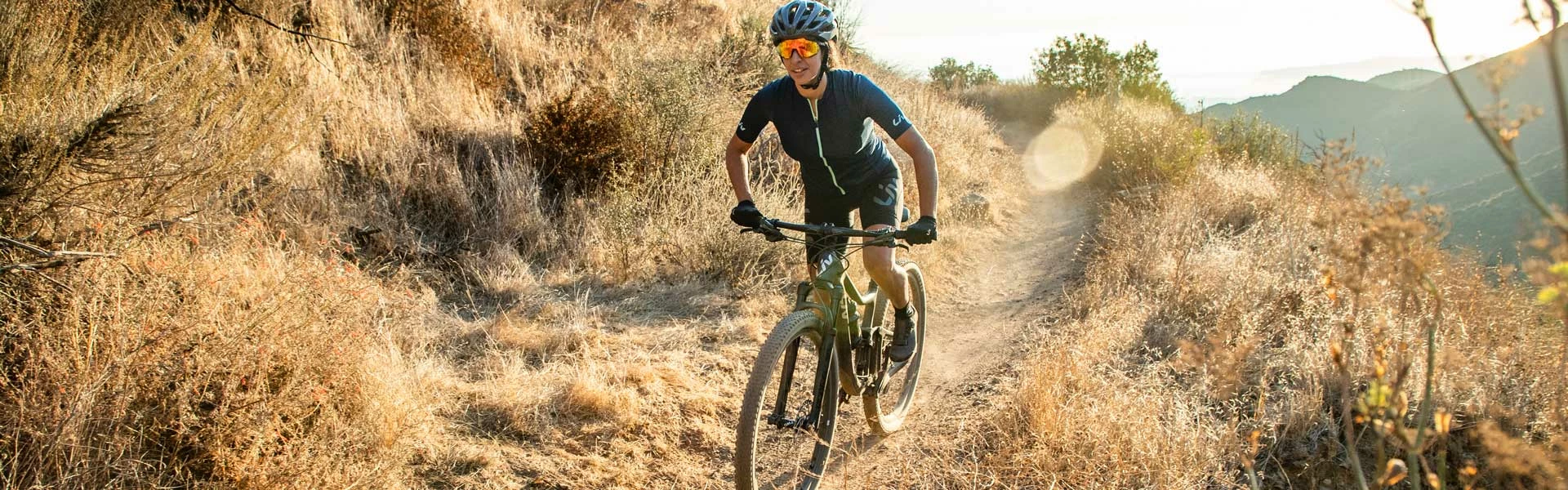 Framsida 3 Framsida -Cyklar Försäljningsbutik Banner PiqueAdv29desktop 1605646075